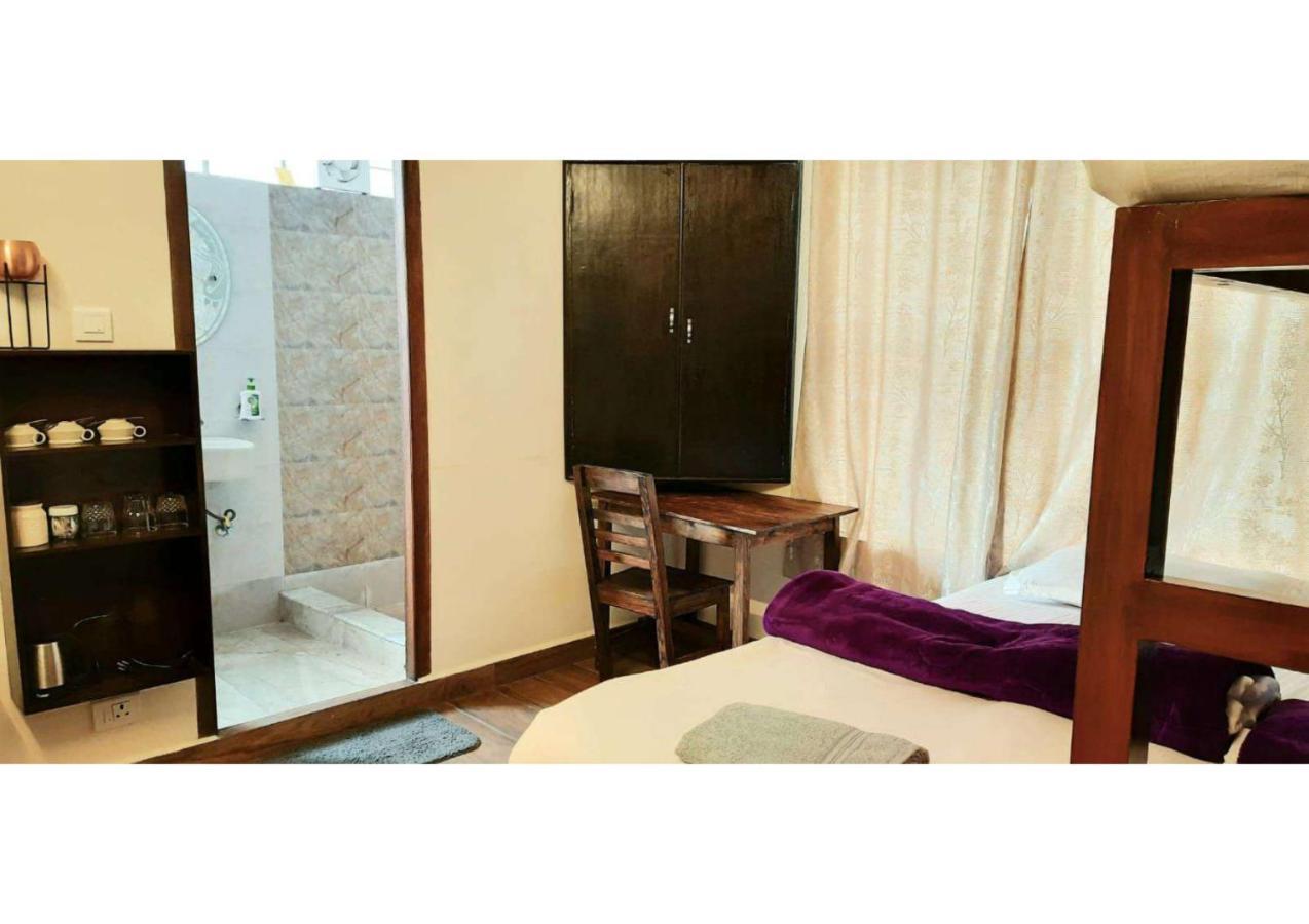 East Blue Homestay Шиллонг Экстерьер фото