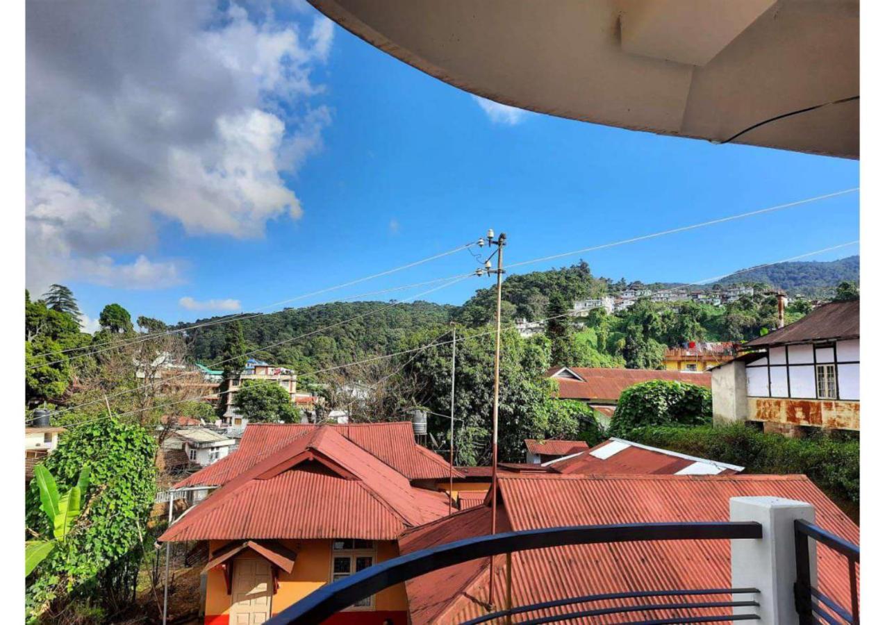 East Blue Homestay Шиллонг Экстерьер фото