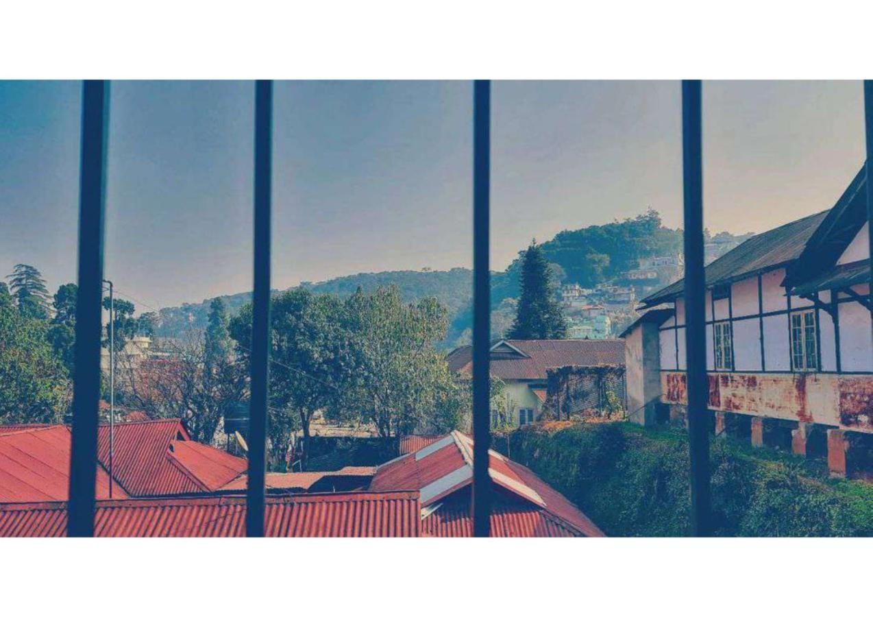East Blue Homestay Шиллонг Экстерьер фото